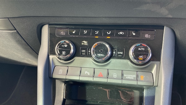 Used Skoda Karoq 2025 for sale - 76172580: Photo 13