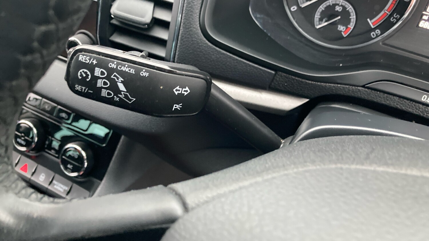 Used Skoda Karoq 2019 for sale - 77461120: Photo 28