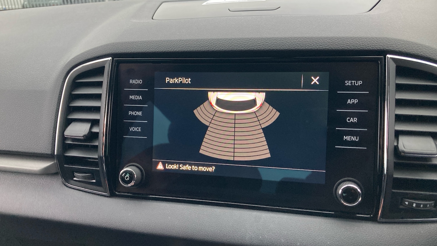 Used Skoda Karoq 2019 for sale - 77461120: Photo 32