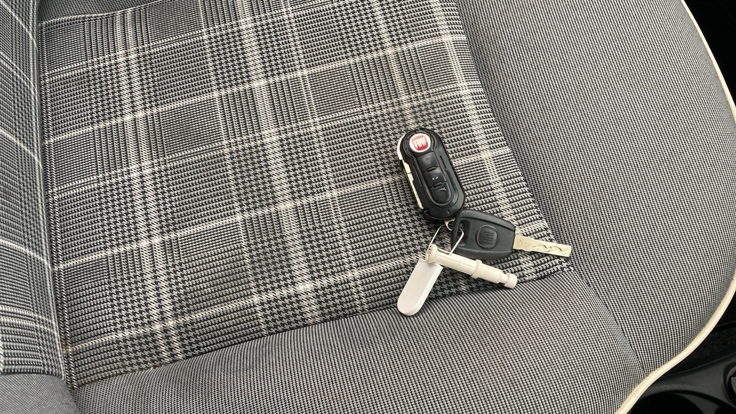 Used Fiat 500 2017 for sale - 76494440: Photo 20