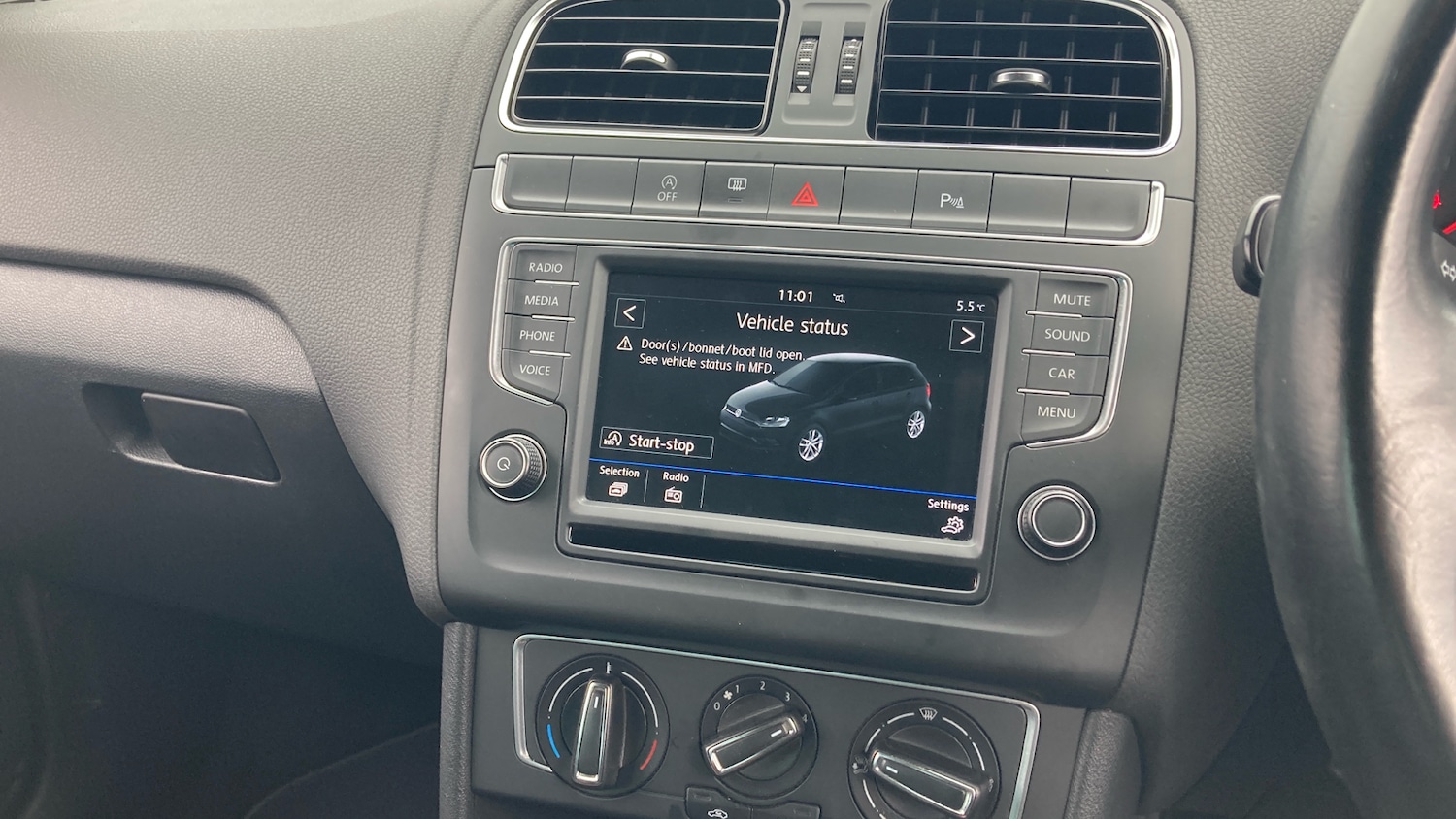 Used Volkswagen Polo 2017 for sale - 77544580: Photo 12