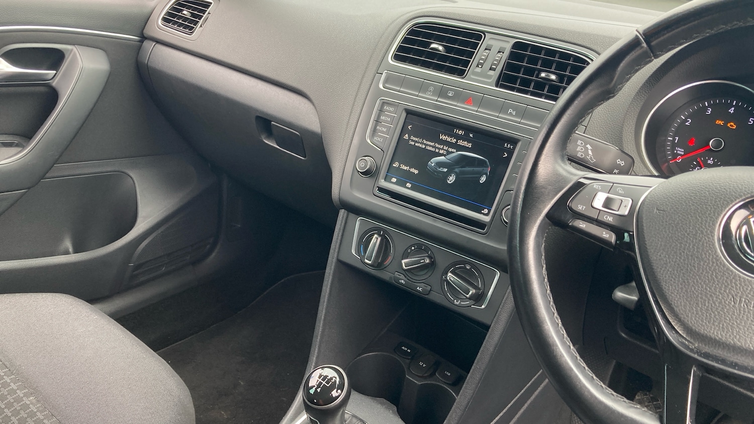 Used Volkswagen Polo 2017 for sale - 77544580: Photo 14