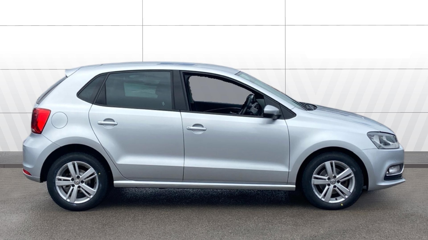 Used Volkswagen Polo 2017 for sale - 77544580: Photo 5