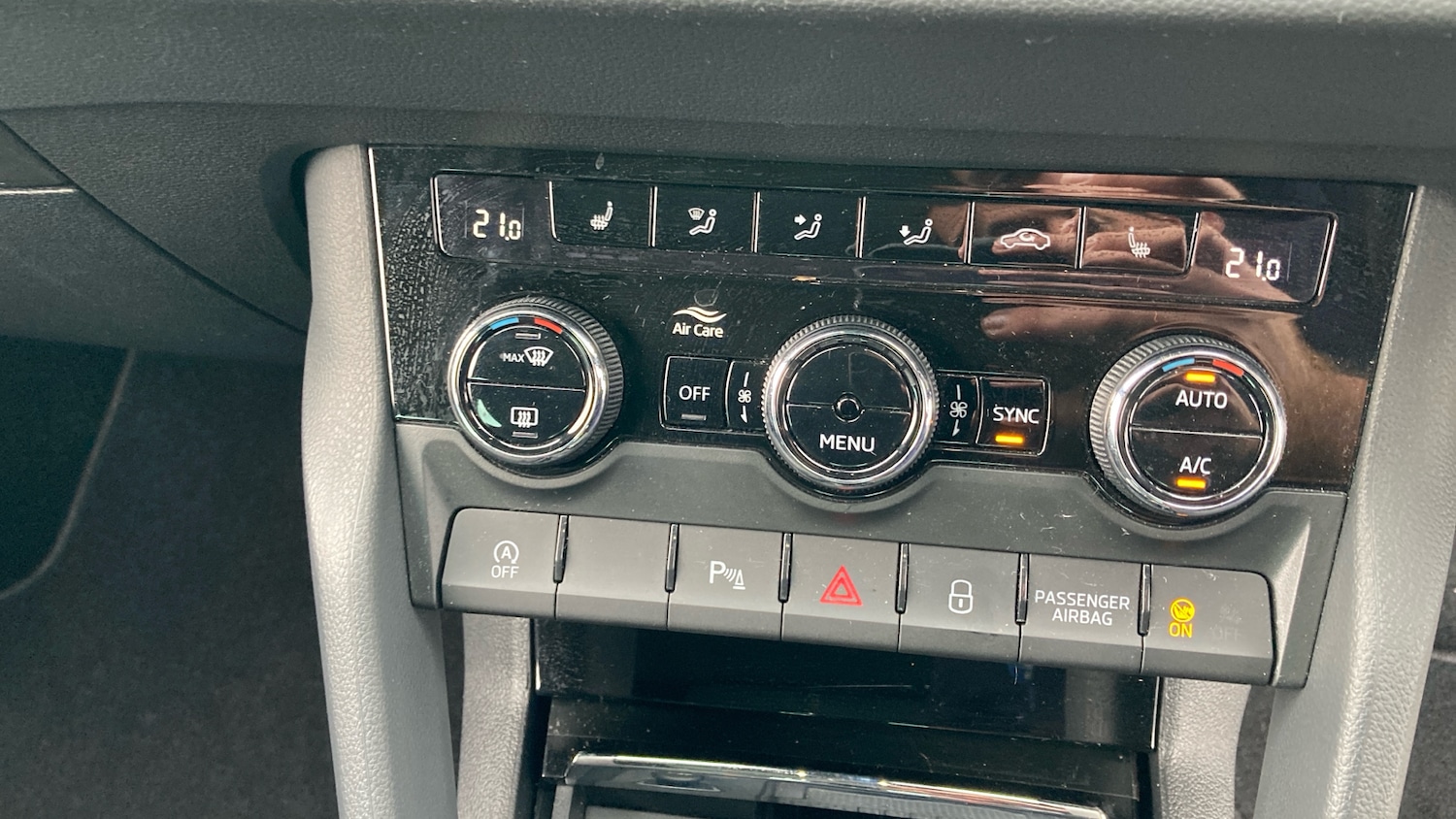 Used Skoda Karoq 2024 for sale - 76545213: Photo 13