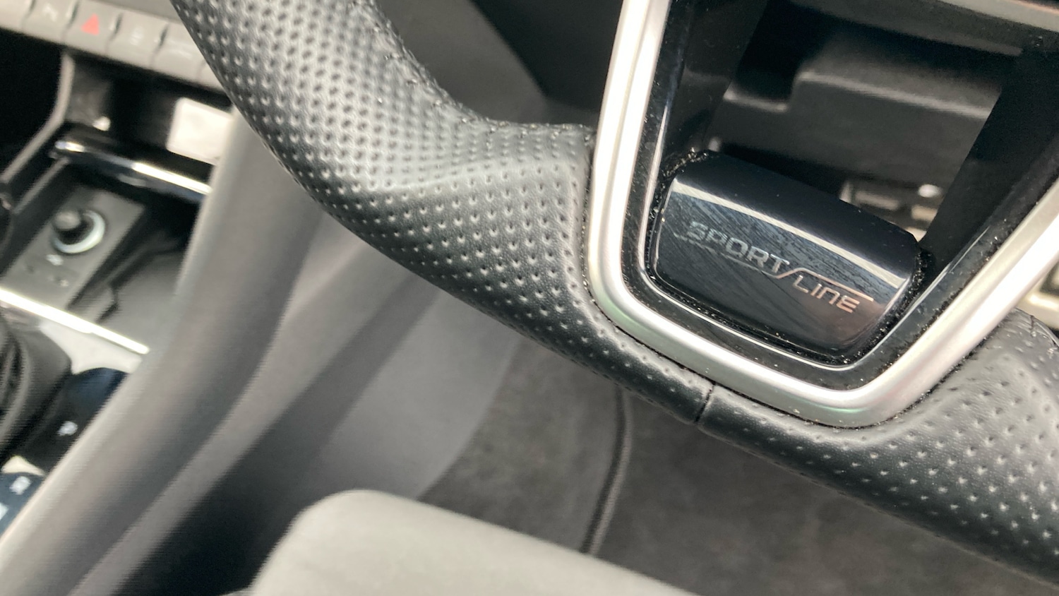 Used Skoda Karoq 2024 for sale - 76545213: Photo 28