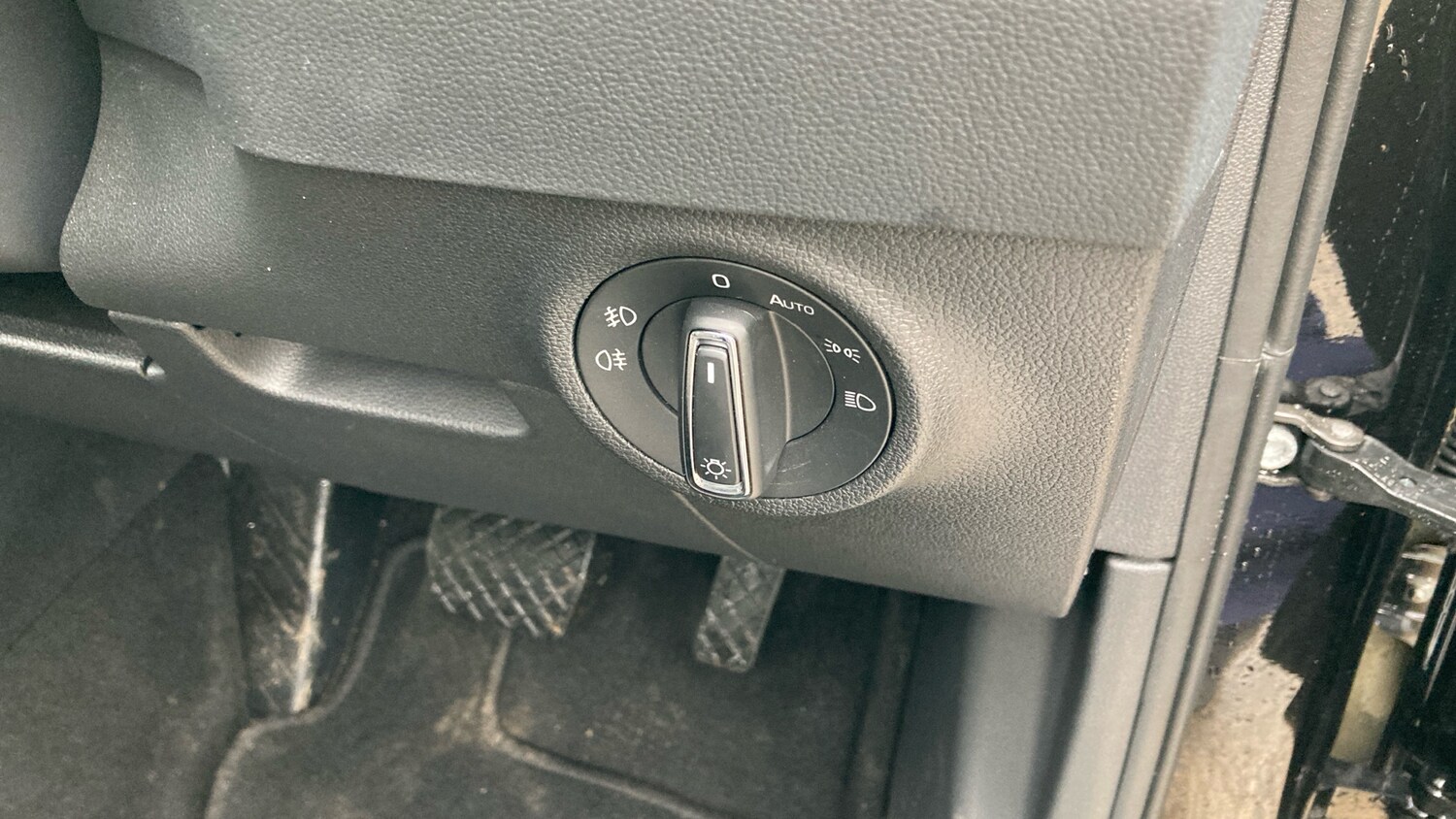 Used Skoda Karoq 2024 for sale - 77502578: Photo 26