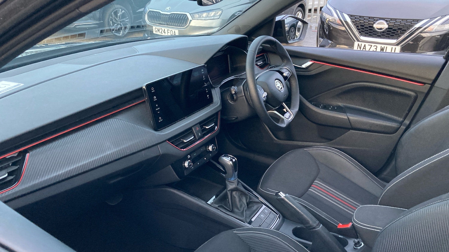 Used Skoda Kamiq 2024 for sale - 76492090: Photo 2