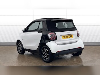 Used smart fortwo 2017 for sale - 76791752: Photo