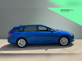 Used Skoda Octavia 2024 for sale - 78756039: Photo