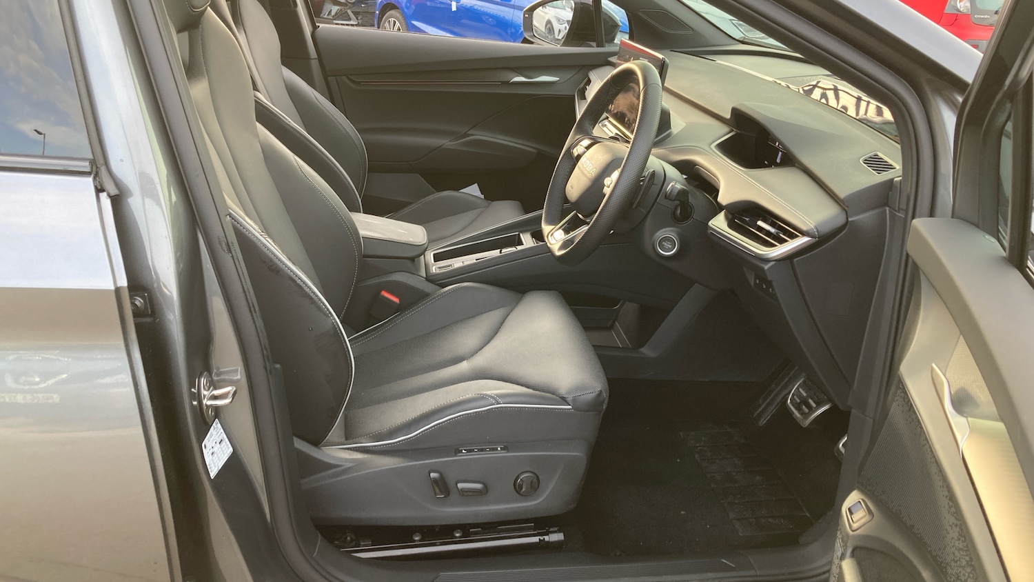 Used Skoda Enyaq 2025 for sale - 76791299: Photo 15