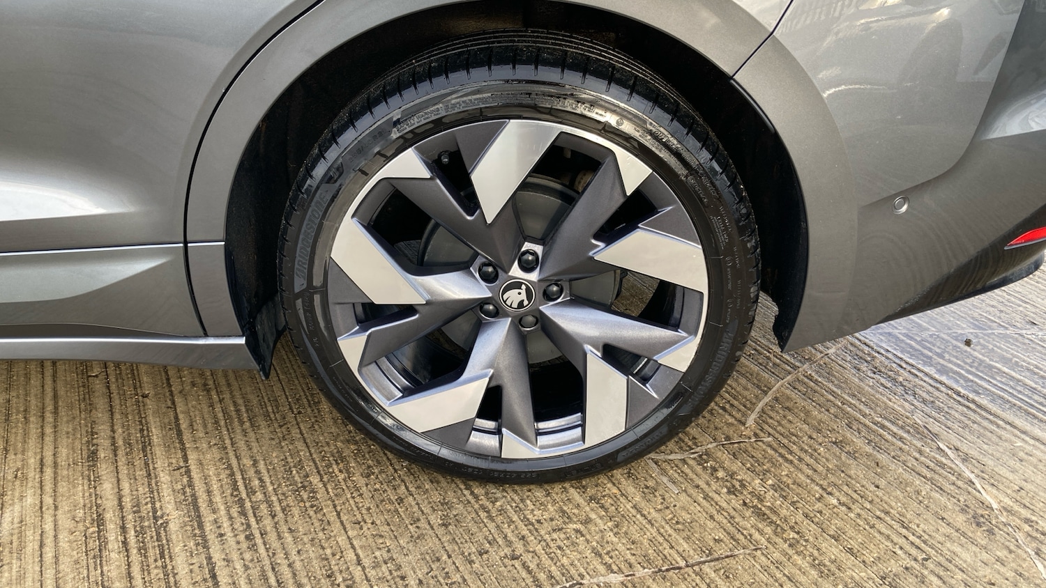 Used Skoda Enyaq 2025 for sale - 76791299: Photo 22