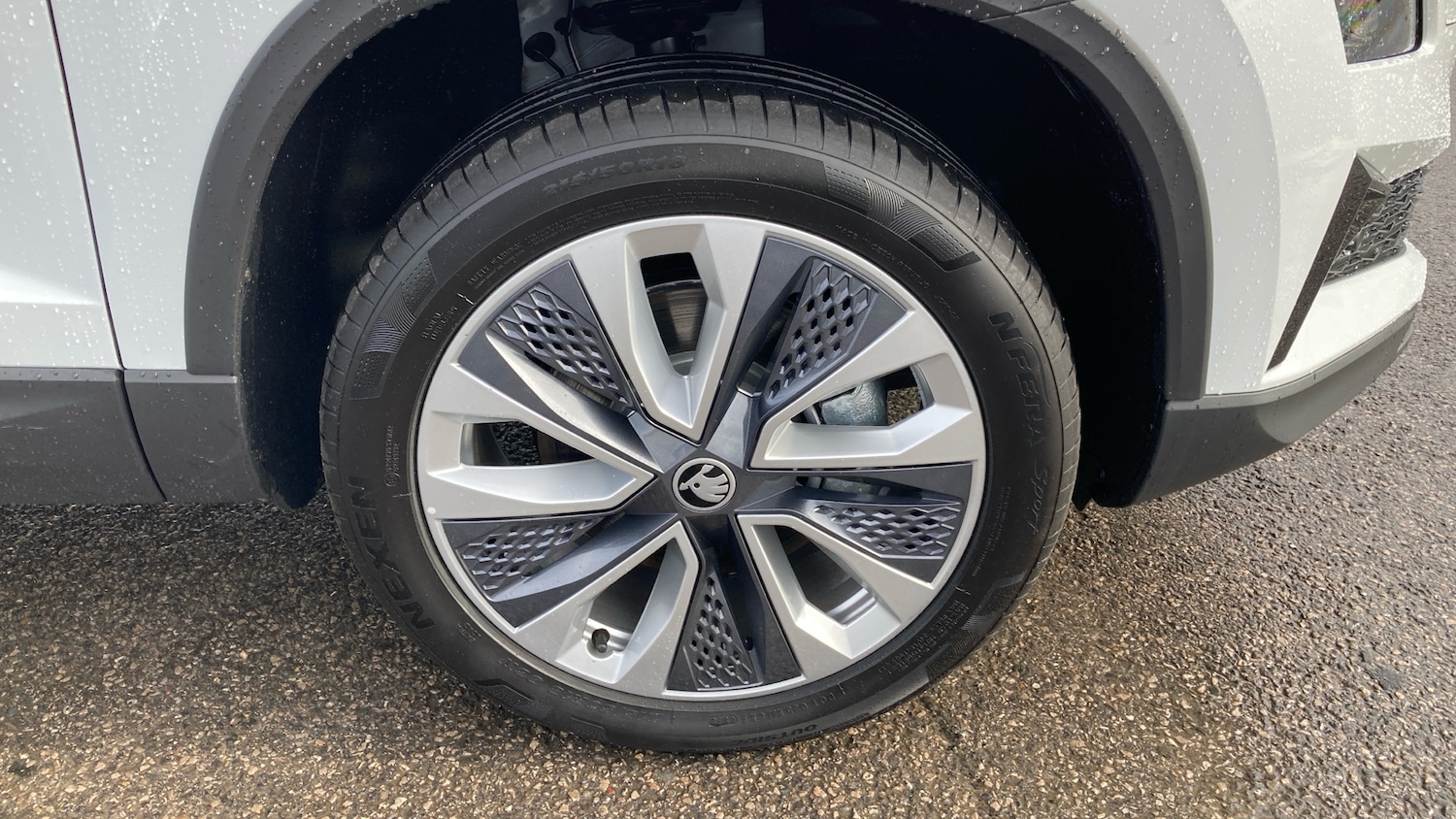 Used Skoda Karoq 2025 for sale - 76322453: Photo 37