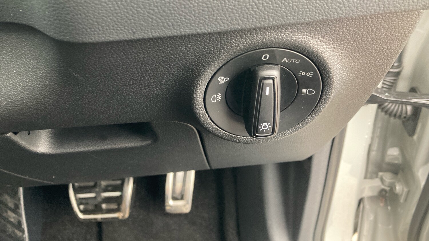 Used Skoda Karoq 2025 for sale - 76451821: Photo 28