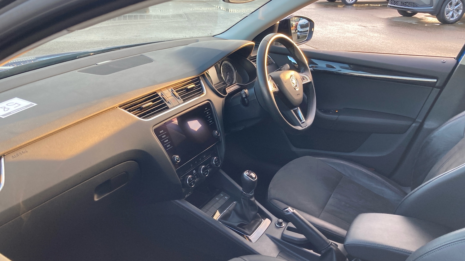 Used Skoda Octavia 2019 for sale - 77151920: Photo 2