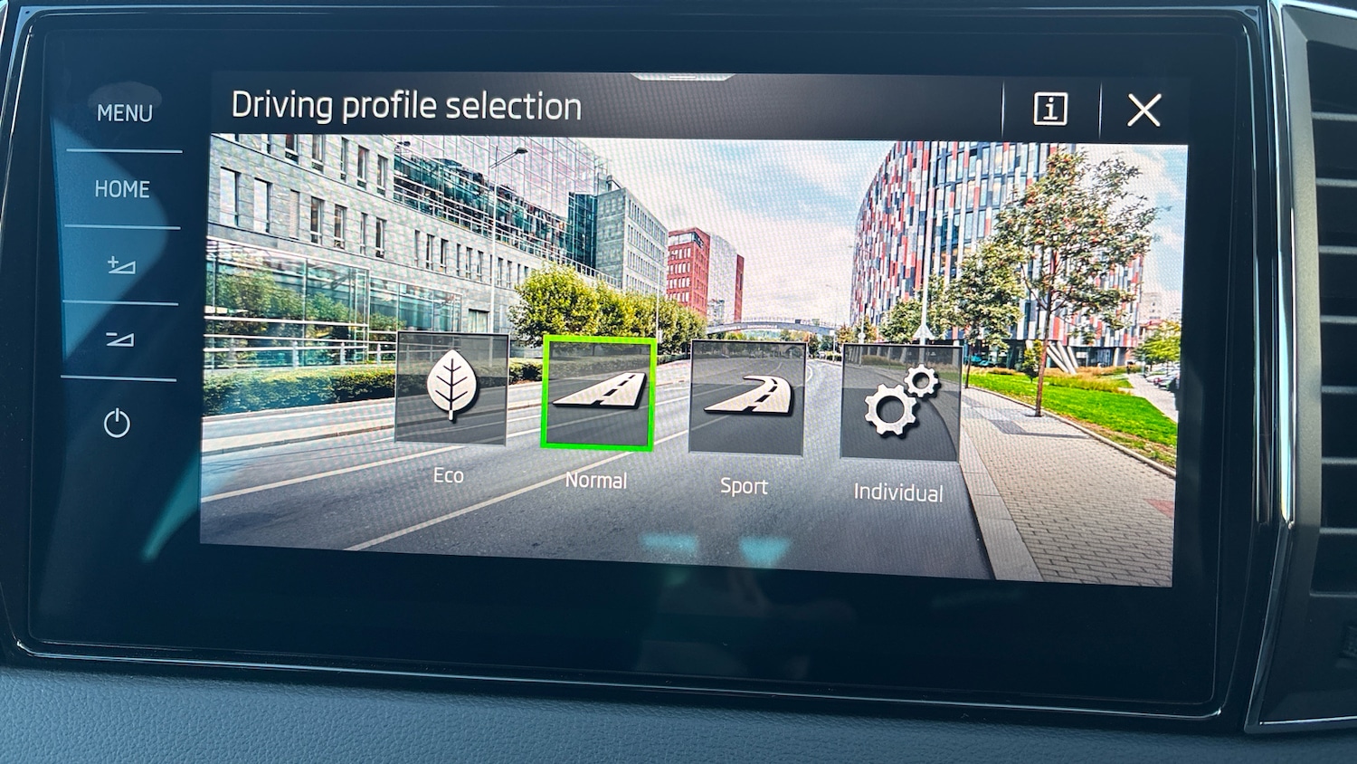 Used Skoda Karoq 2025 for sale - 77222886: Photo 30