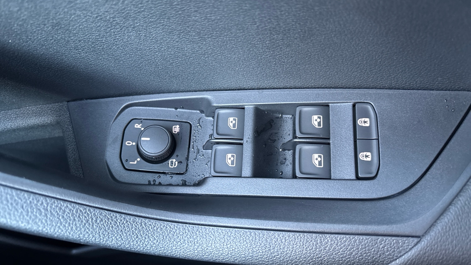 Used Skoda Karoq 2025 for sale - 77222886: Photo 34