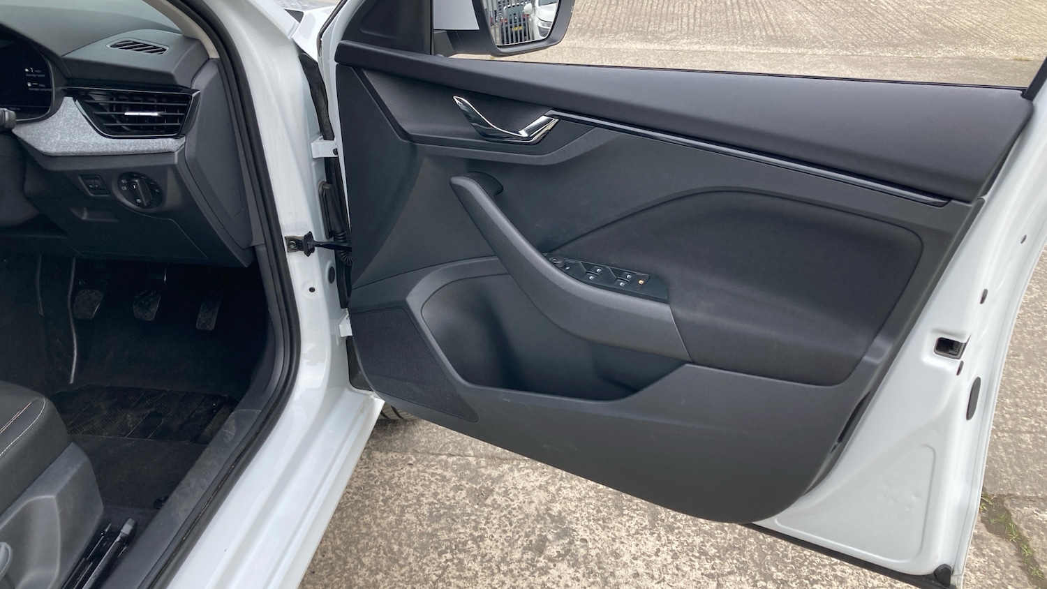 Used Skoda Kamiq 2025 for sale - 78199365: Photo 19