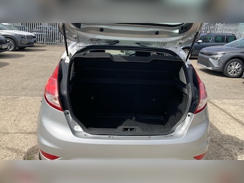 Used Ford Fiesta 2016 for sale - 79379312: Photo