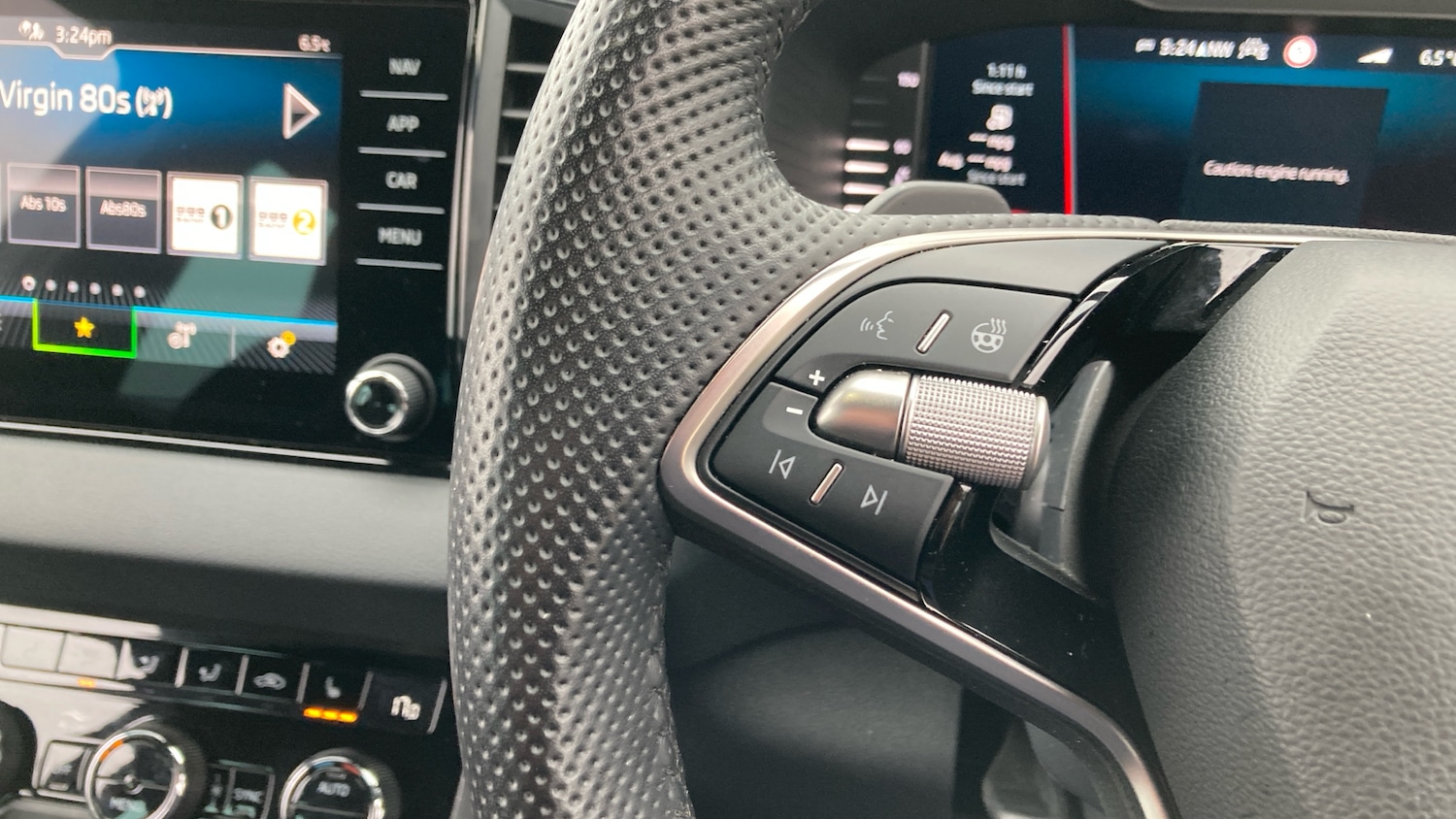 Used Skoda Karoq 2024 for sale - 77605147: Photo 17