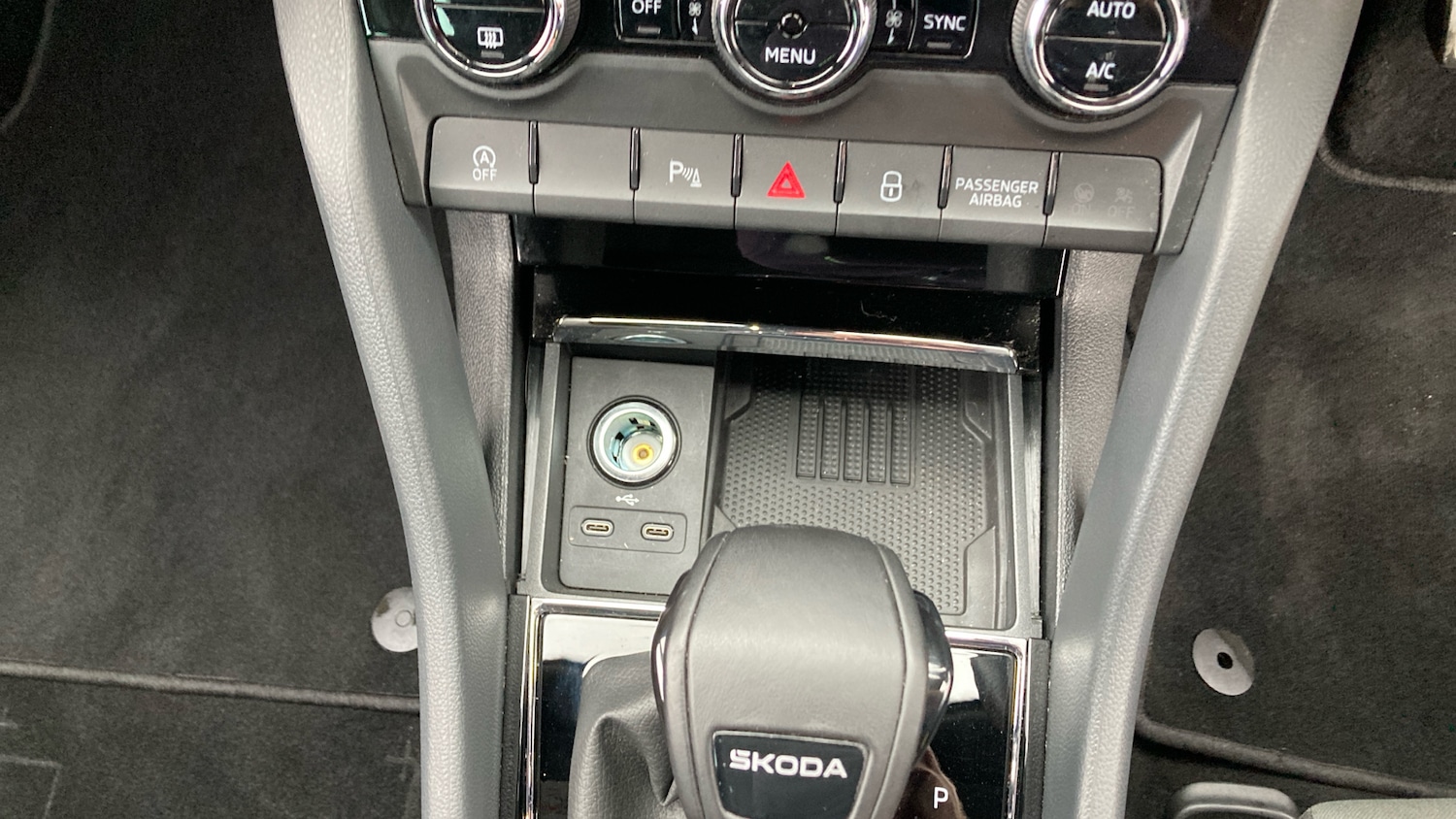 Used Skoda Karoq 2024 for sale - 77605147: Photo 33