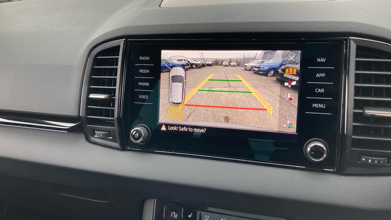 Used Skoda Karoq 2024 for sale - 77605147: Photo 34