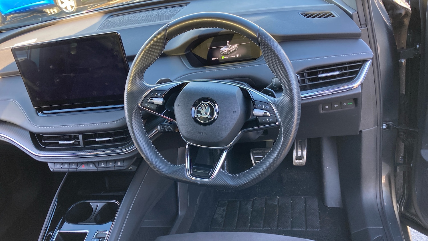 Used Skoda Enyaq 2023 for sale - 76637603: Photo 10