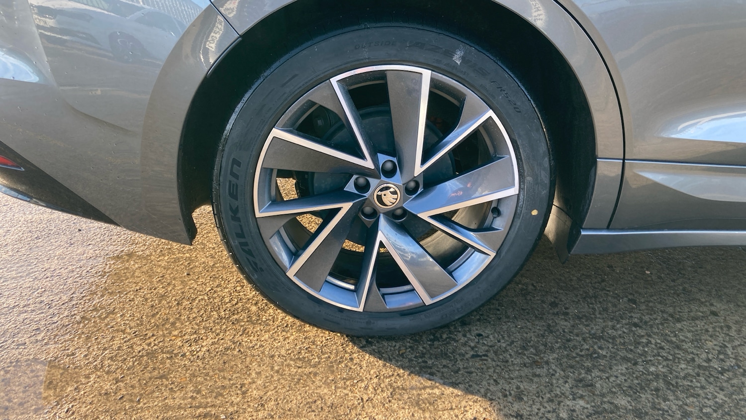 Used Skoda Enyaq 2023 for sale - 76637603: Photo 21