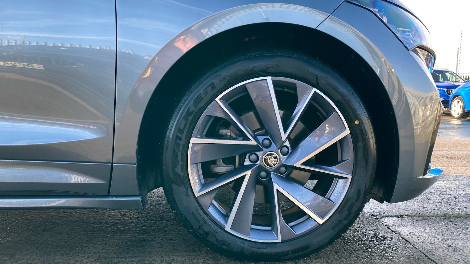 Used Skoda Enyaq 2023 for sale - 76637603: Photo 5