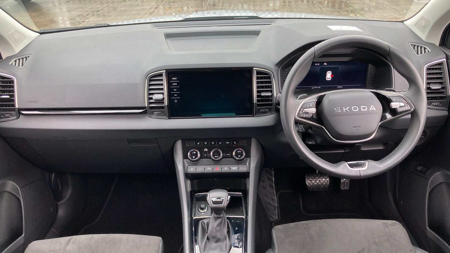 Used Skoda Karoq 2025 for sale - 76531327: Photo 9