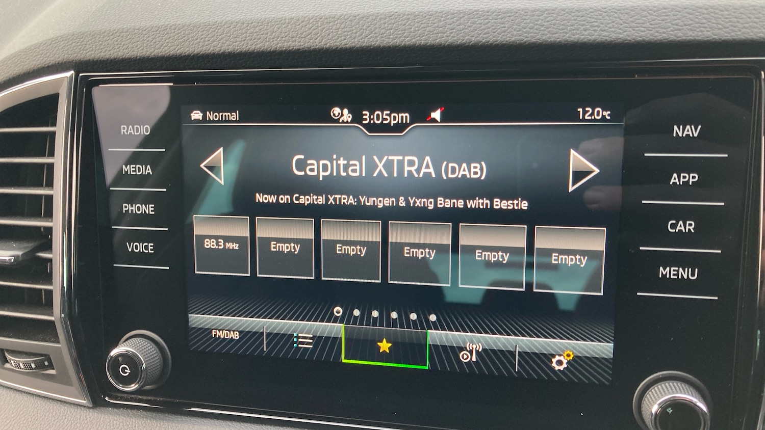 Used Skoda Karoq 2024 for sale - 76588935: Photo 12