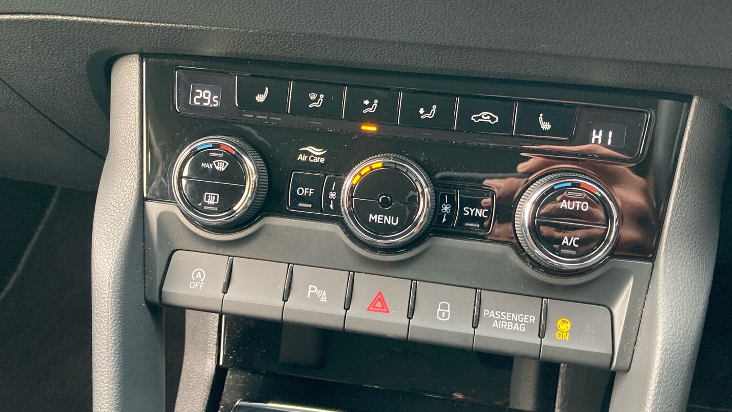 Used Skoda Karoq 2024 for sale - 76588935: Photo 13