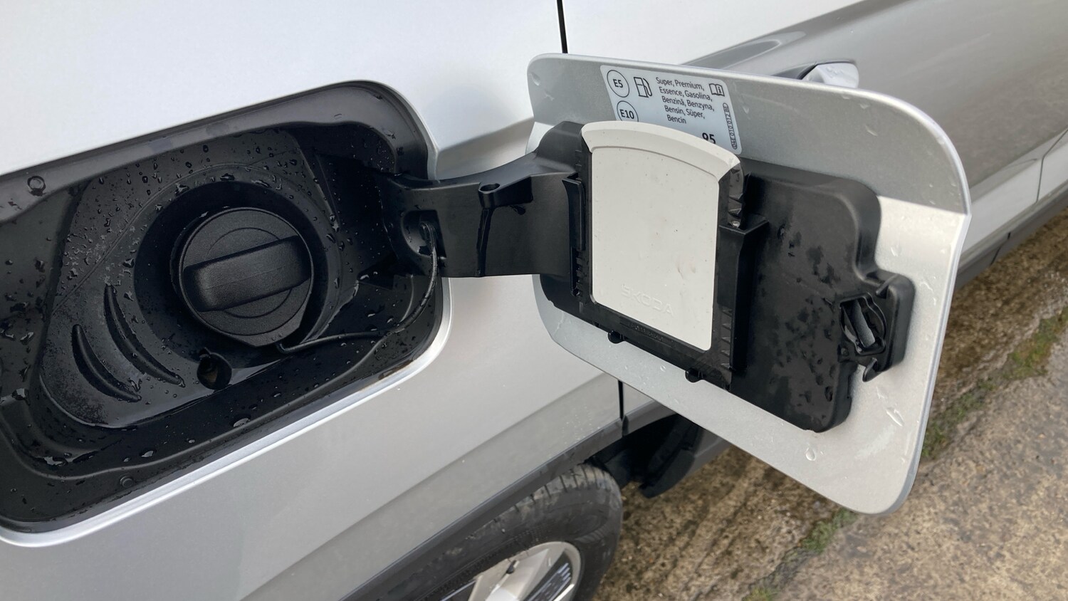 Used Skoda Karoq 2024 for sale - 76588935: Photo 33