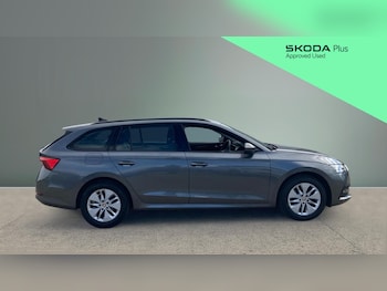 Used Skoda Octavia 2023 for sale - 79367988: Photo