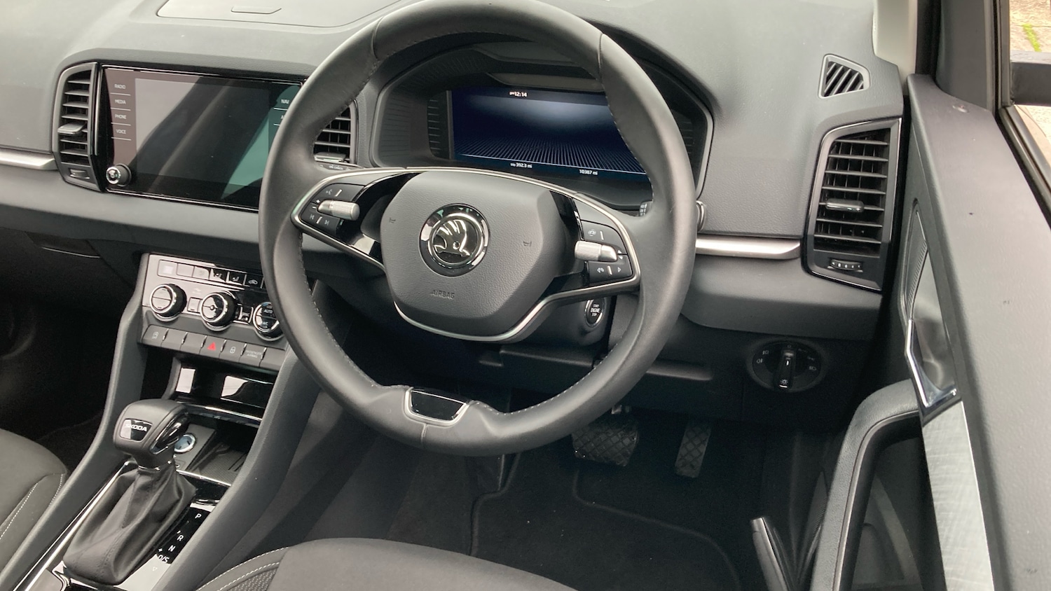 Used Skoda Karoq 2024 for sale - 76330347: Photo 10