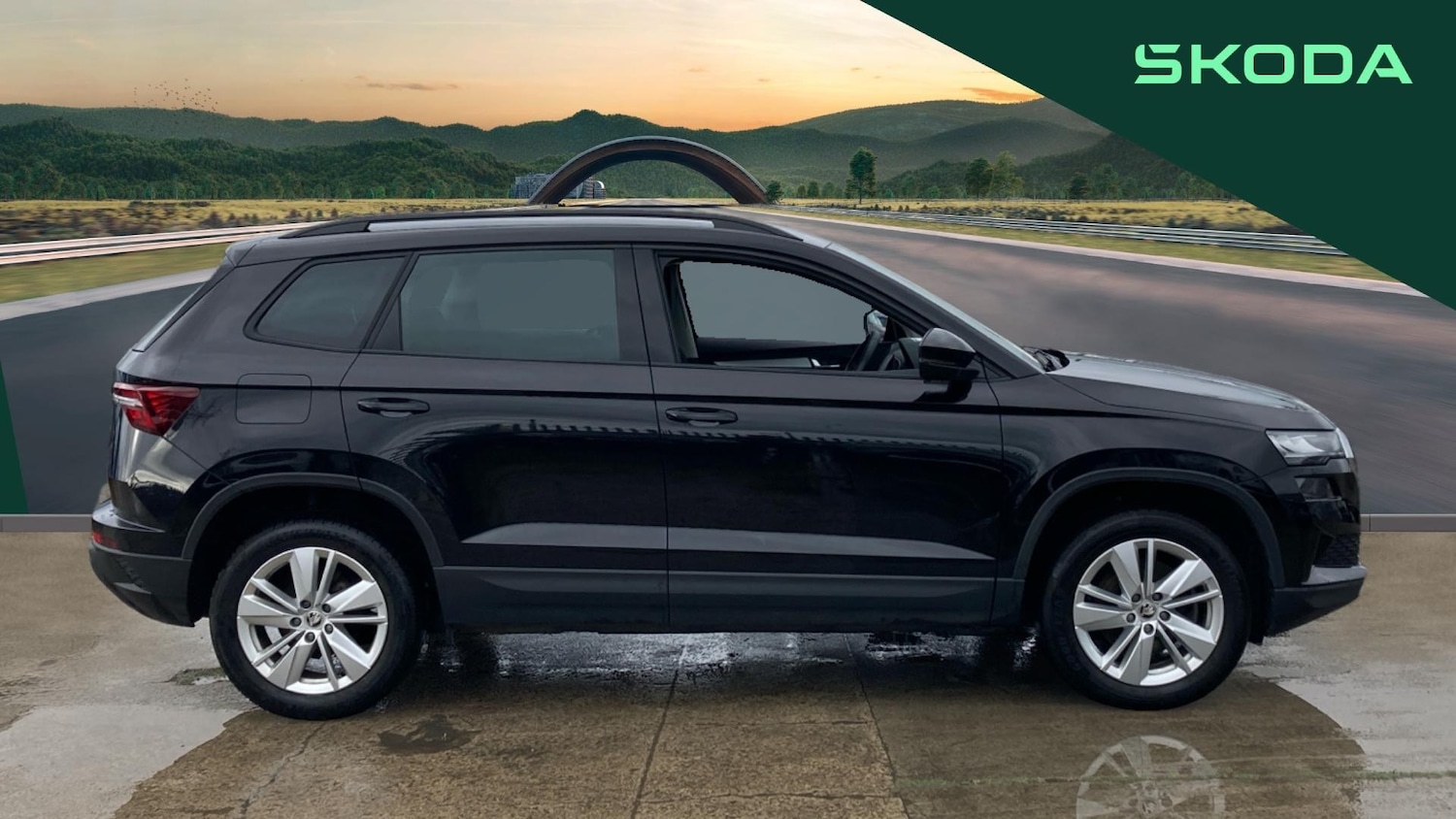 Used Skoda Karoq 2024 for sale - 76330347: Photo 4