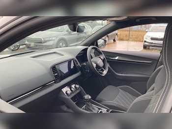 Used Skoda Karoq 2025 for sale - 76508037: Photo