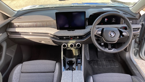 Used Skoda Superb 2024 for sale - 76209194: Photo 9