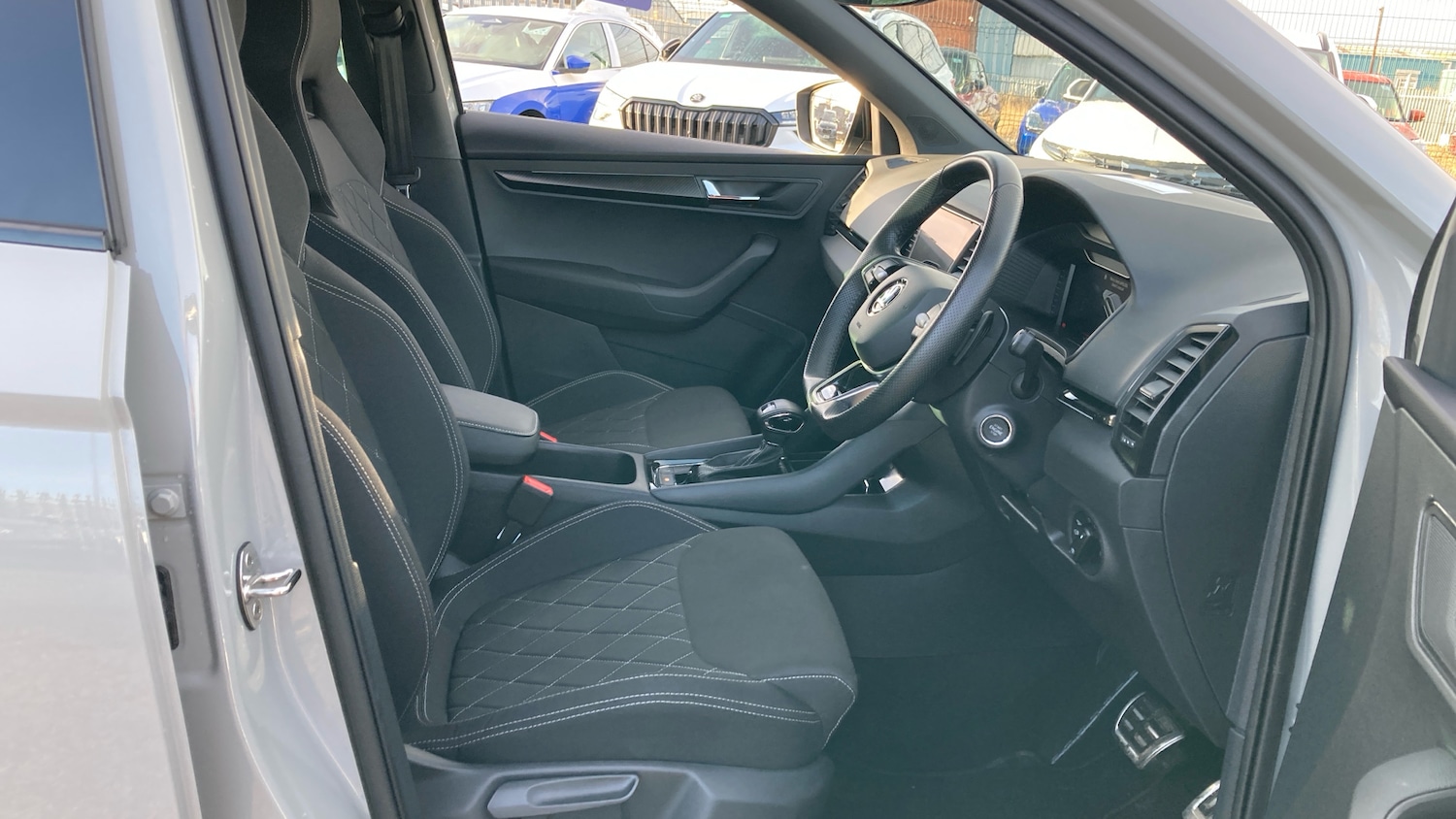 Used Skoda Karoq 2025 for sale - 77198759: Photo 15