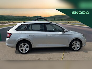 Used Skoda Fabia 2015 for sale - 76321702: Photo