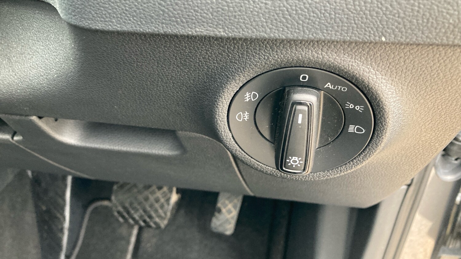 Used Skoda Karoq 2025 for sale - 76255254: Photo 29