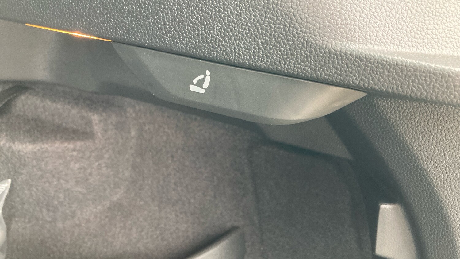 Used Skoda Karoq 2025 for sale - 76255254: Photo 40