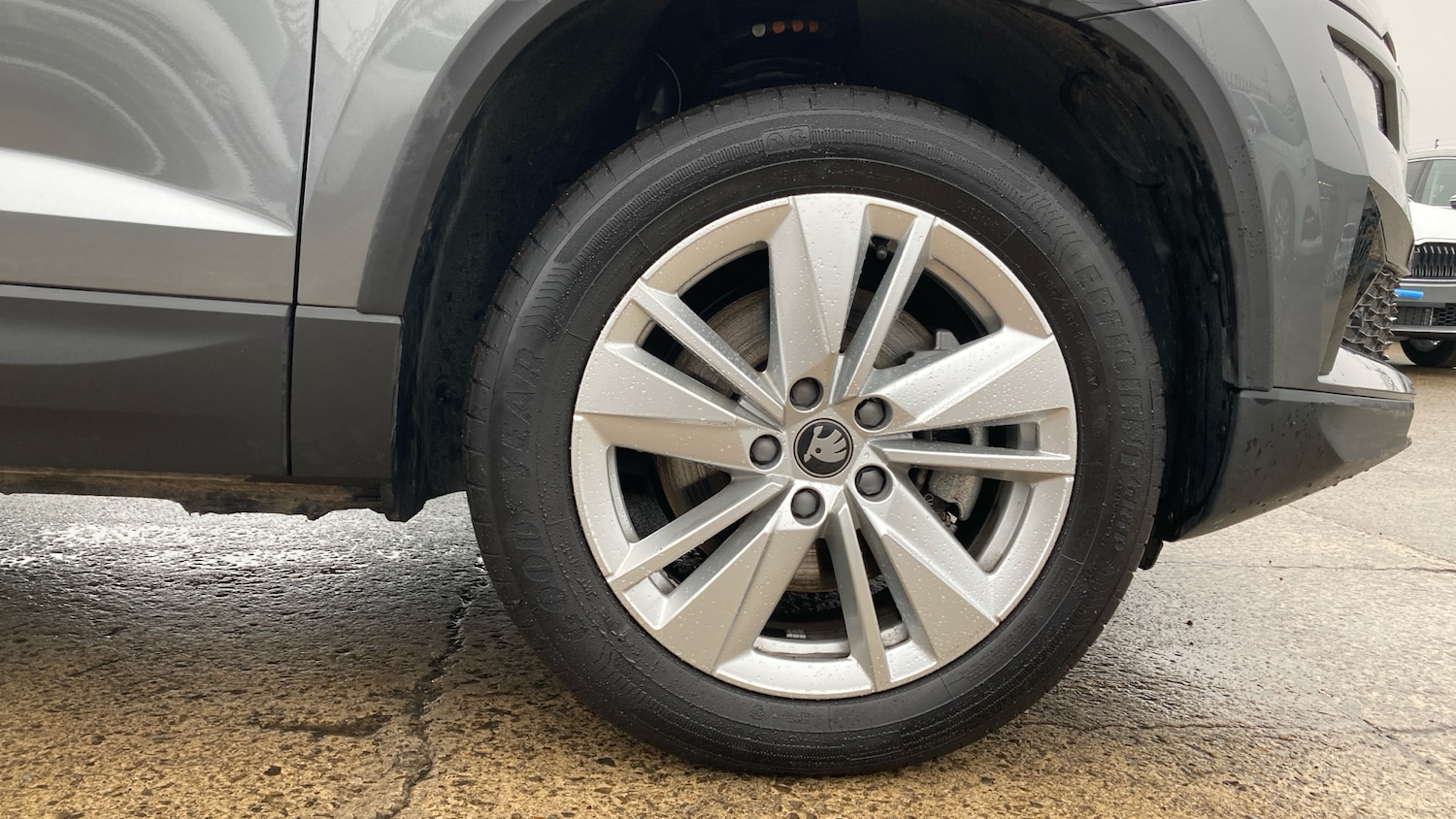 Used Skoda Karoq 2025 for sale - 76255254: Photo 5