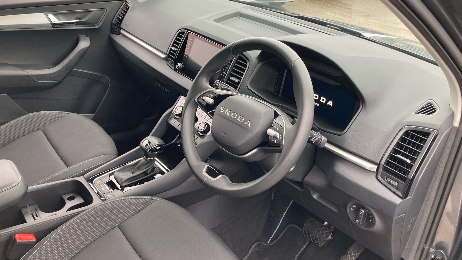 Used Skoda Karoq 2025 for sale - 76255254: Photo 6