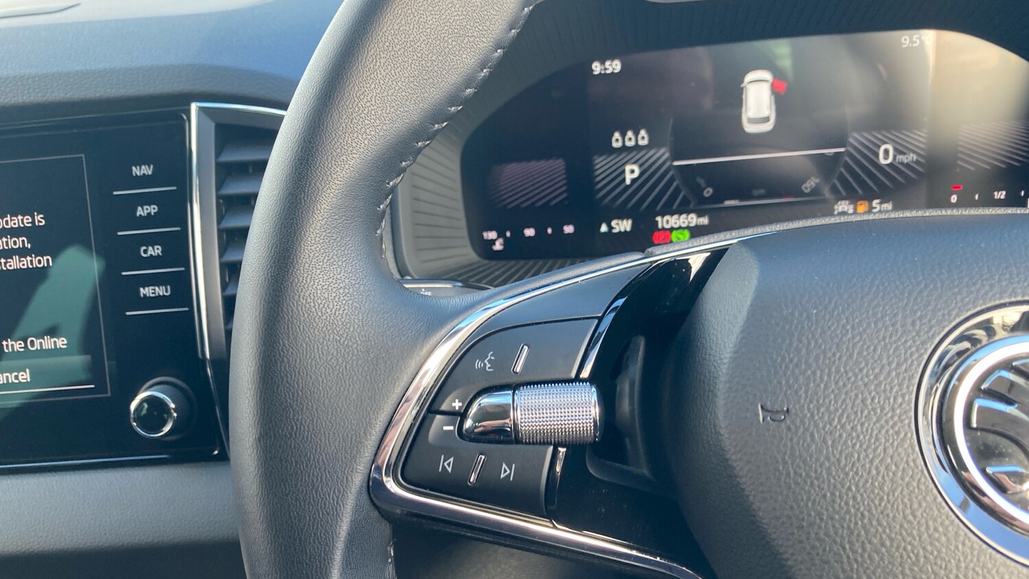 Used Skoda Karoq 2024 for sale - 77831608: Photo 17