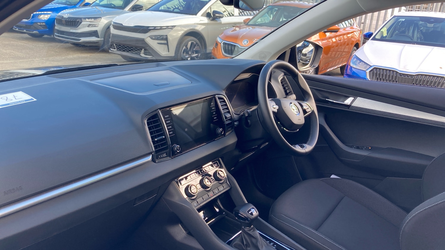 Used Skoda Karoq 2024 for sale - 77831608: Photo 2