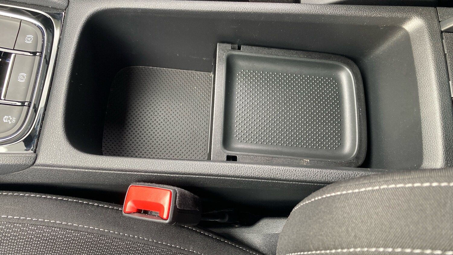 Used Skoda Karoq 2024 for sale - 77831608: Photo 43