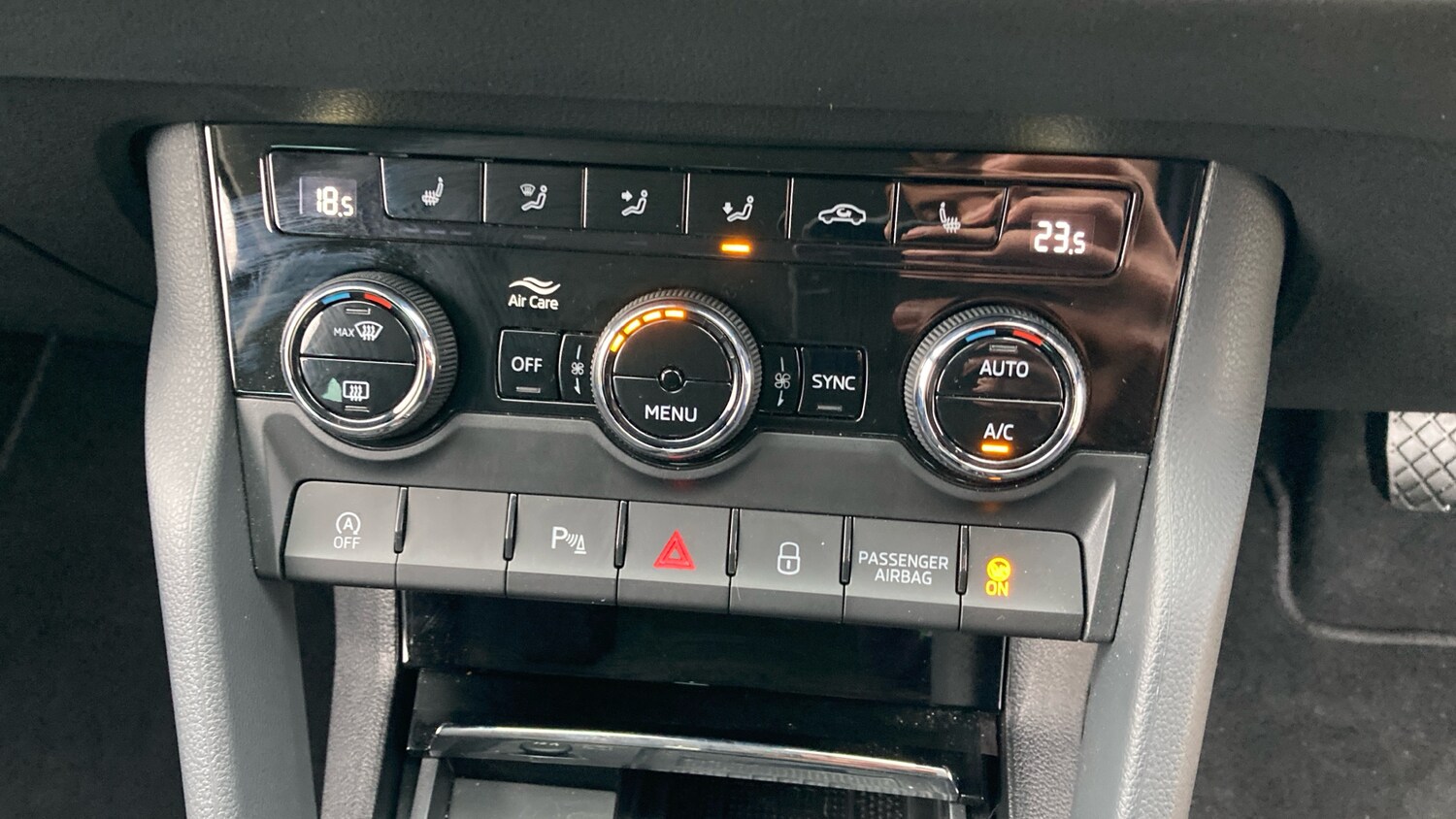 Used Skoda Karoq 2025 for sale - 76508039: Photo 13