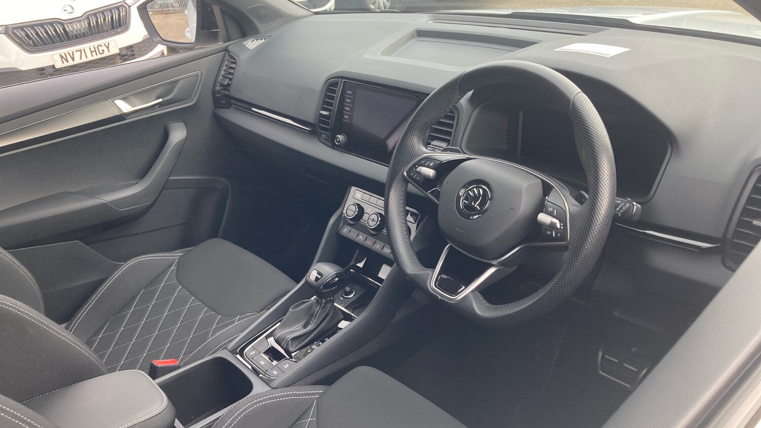 Used Skoda Karoq 2024 for sale - 77591256: Photo 6