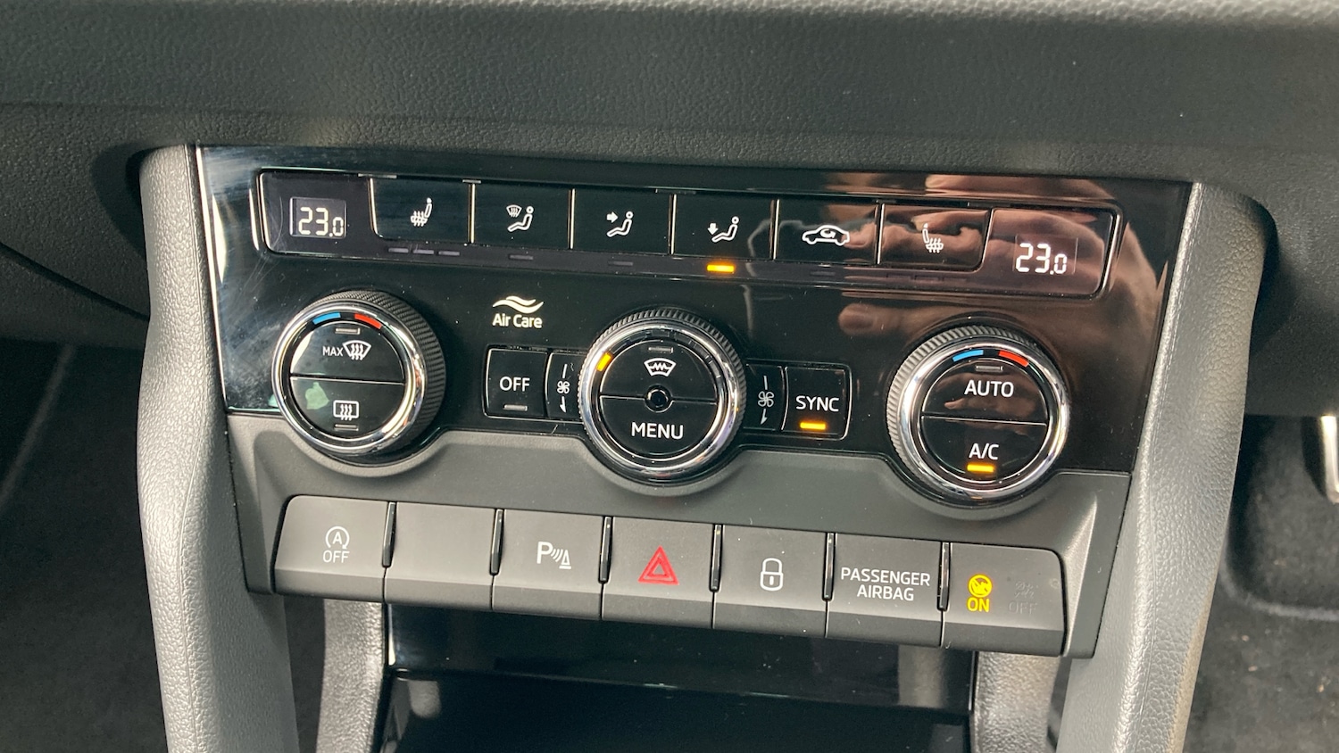 Used Skoda Karoq 2025 for sale - 76494443: Photo 13