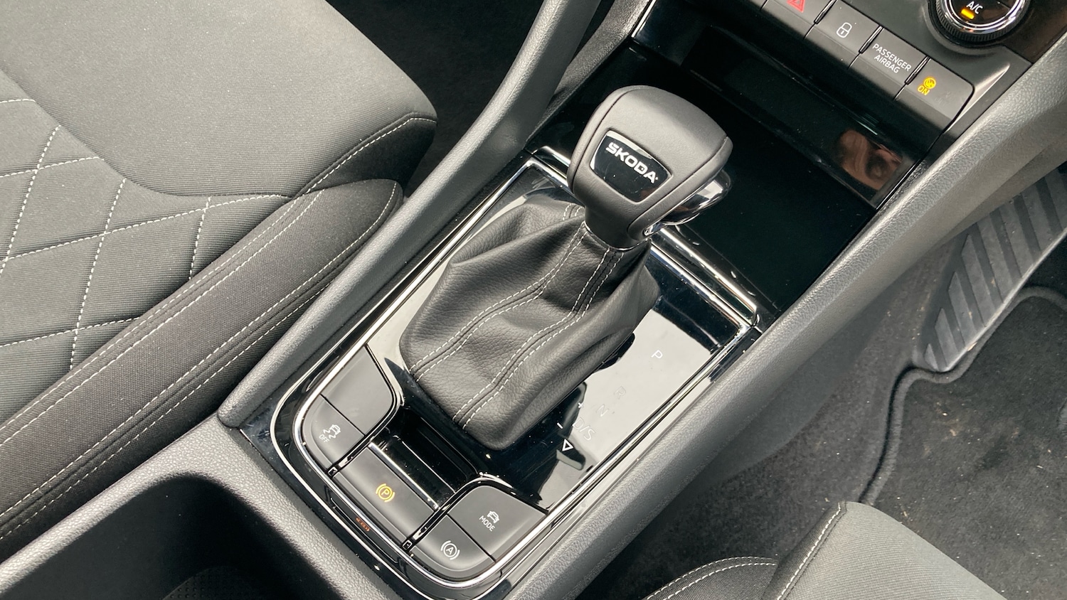 Used Skoda Karoq 2025 for sale - 76494443: Photo 14